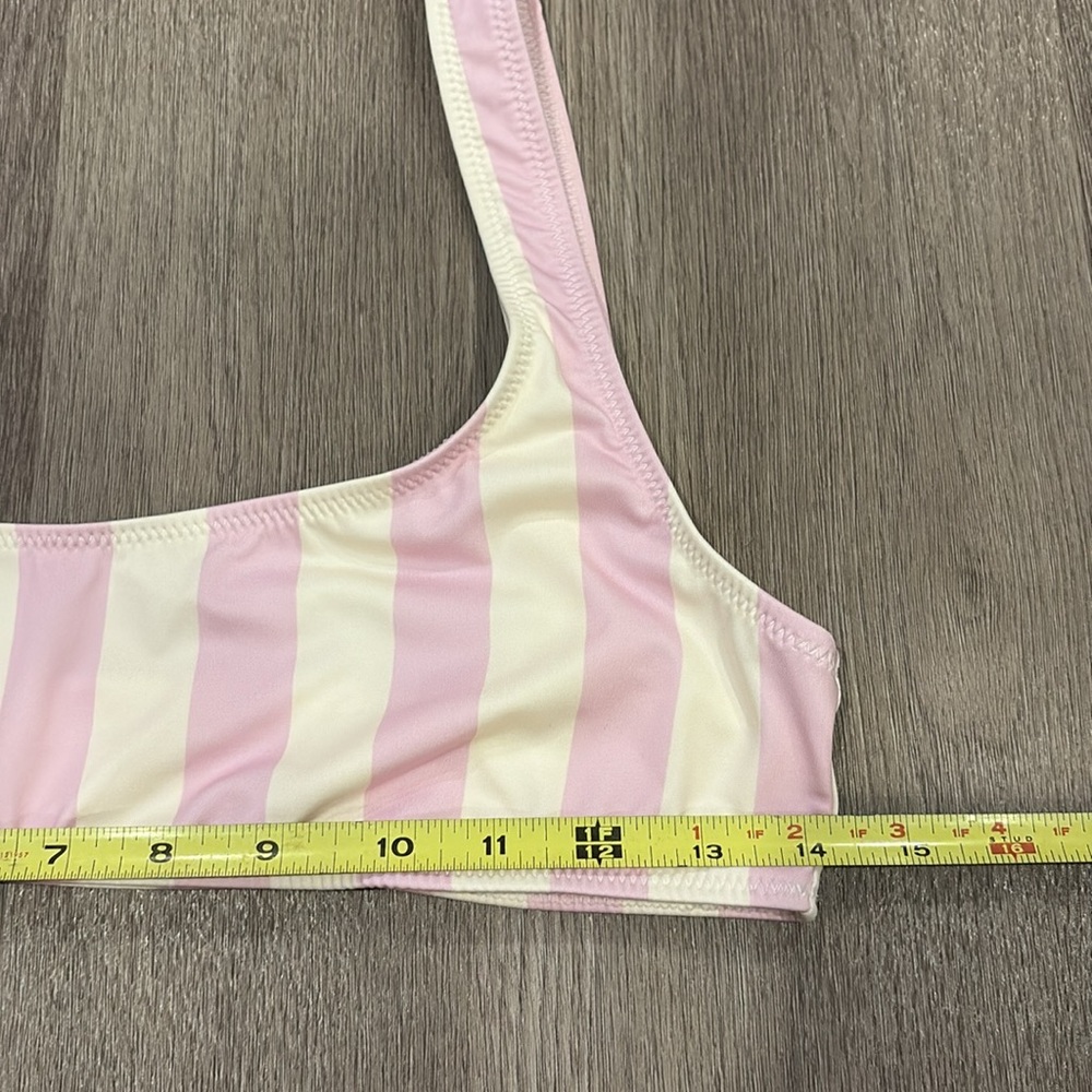 Solid and striped pink and white bikini top new with tags size large - Picture 5 of 6